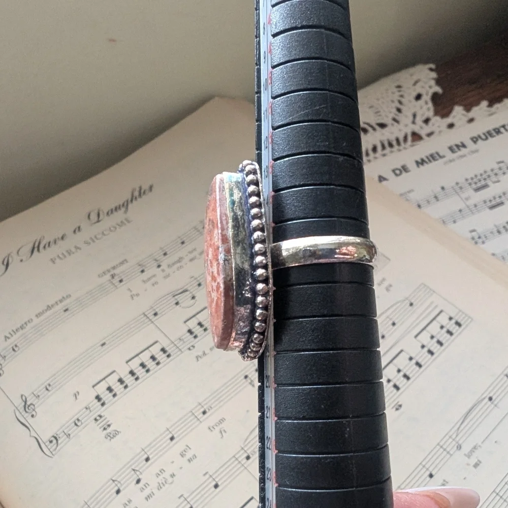 Unique Stone Ring with Beaded Edge Adjustable - Picture 2 of 6